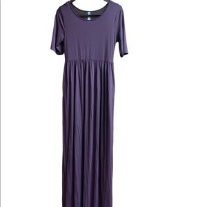 Zenana outfitters maxi dress - plum